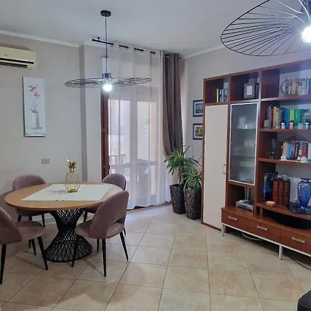 A Casa Di Elena Apartment *